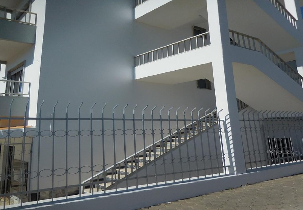 Residencial Campo-Mar By Umbral Hotel Portimão Buitenkant foto A stairwell at the stadium