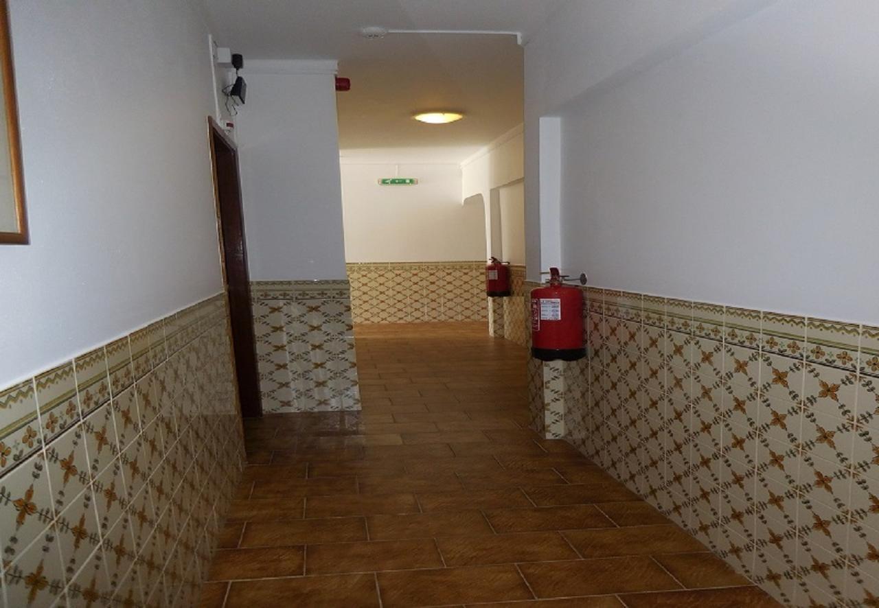 Residencial Campo-Mar By Umbral Hotel Portimão Buitenkant foto A corridor in a hotel