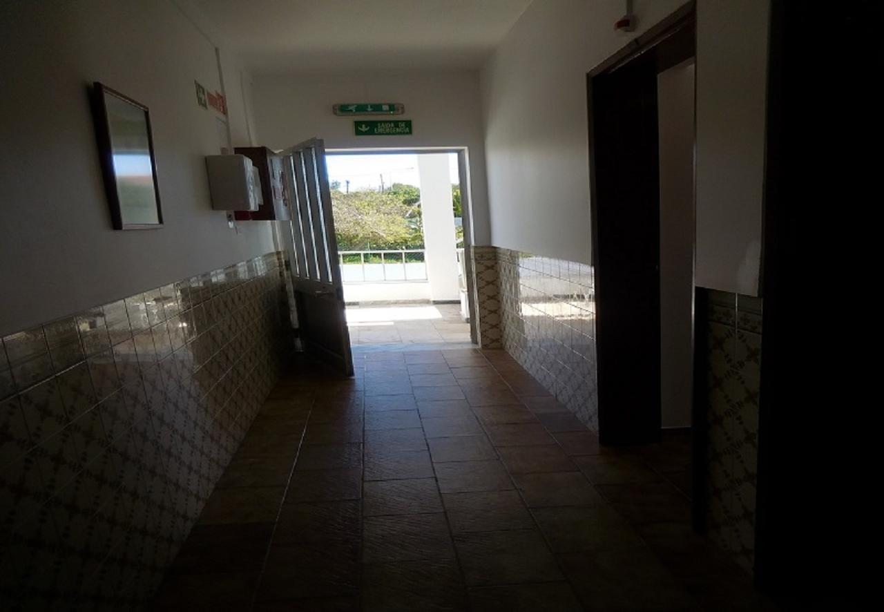 Residencial Campo-Mar By Umbral Hotel Portimão Buitenkant foto The entrance to the station