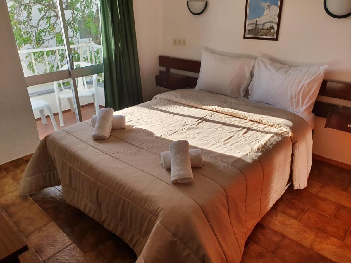Residencial Campo-Mar By Umbral Hotel Portimão Buitenkant foto A bedroom at the hotel