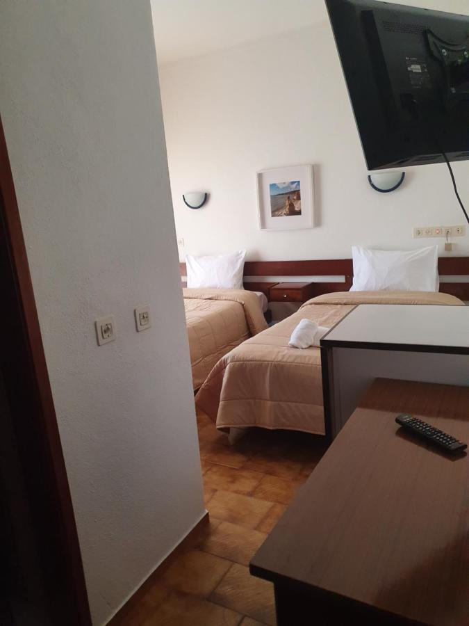 Residencial Campo-Mar By Umbral Hotel Portimão Buitenkant foto A room at the hotel