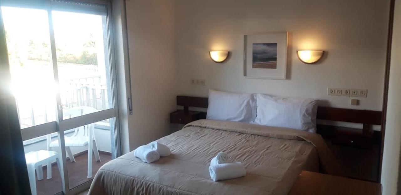 Residencial Campo-Mar By Umbral Hotel Portimão Buitenkant foto A bedroom at the hotel